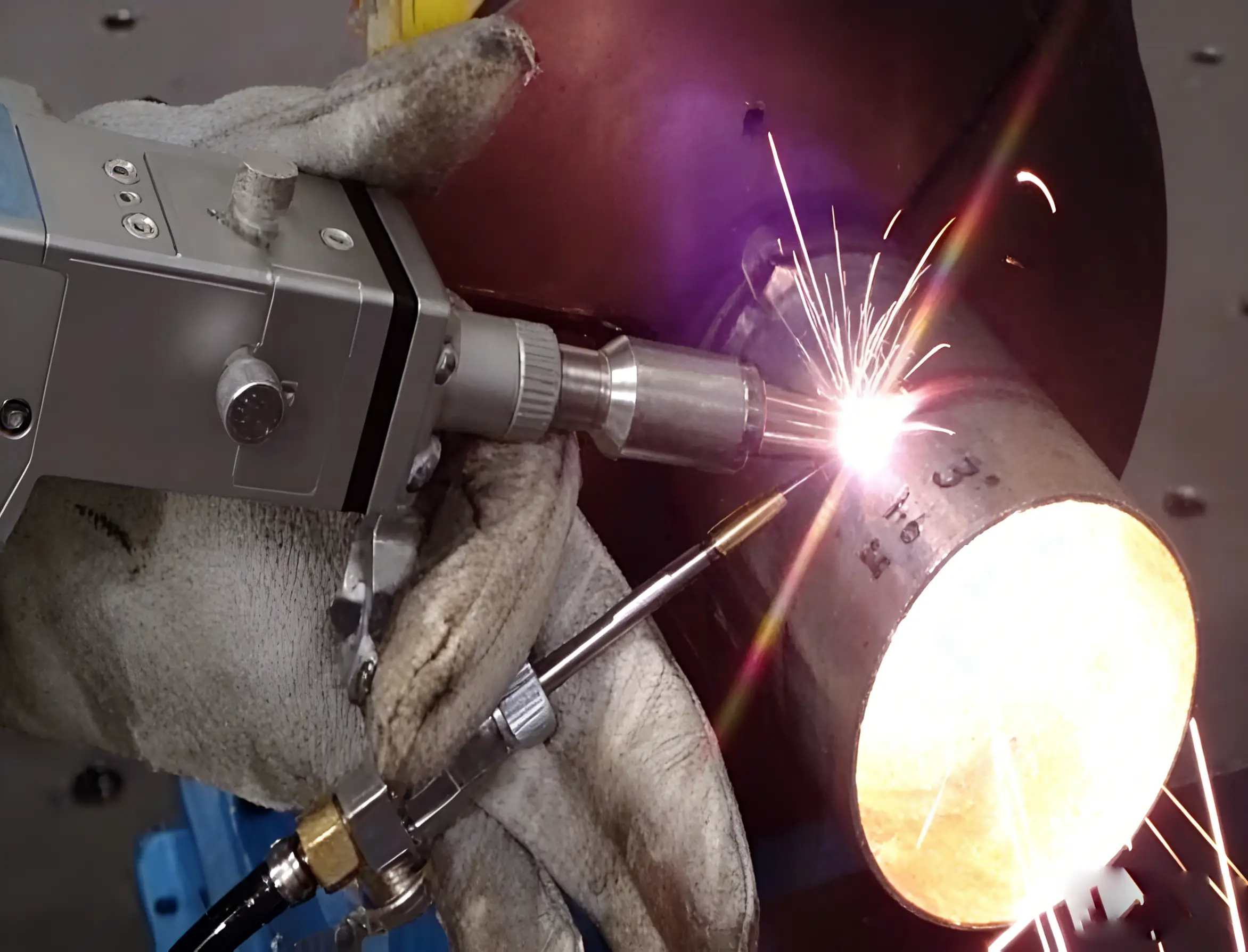 Systema Manubriale Bystronic ad Soldandum Laser: Recensio ...